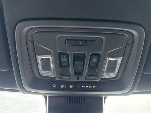 Used 2023 GMC Sierra 1500 AT4 w/ AT4 Premium Package image 23