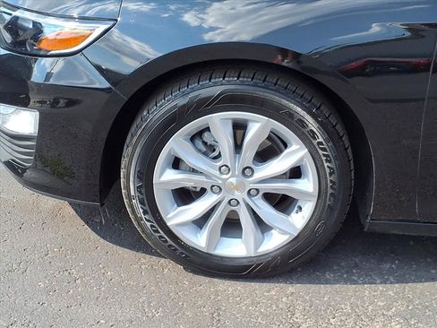 Used 2025 Chevrolet Malibu LT image 6