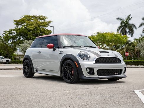 Used 2012 MINI Cooper John Cooper Works w/ Technology Pkg FWD image 1