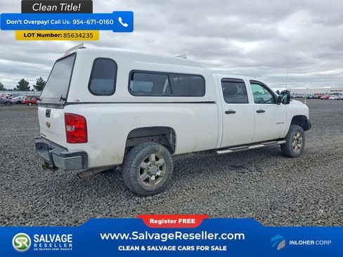 Used 2014 Chevrolet Silverado 2500 W/T AWD/4WD image 4