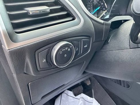 Used 2018 Ford Edge SEL w/ Equipment Group 201A FWD image 19