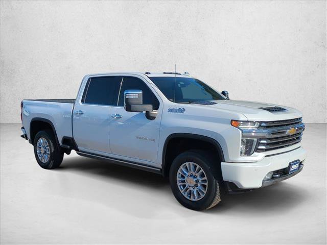 Used 2022 Chevrolet Silverado 2500 High Country w/ LPO, Hitch Package AWD/4WD image 3