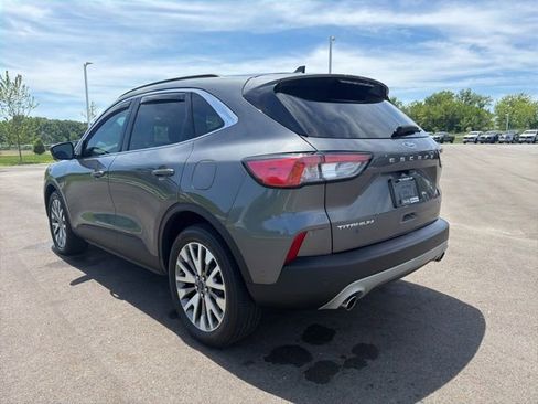 Used 2021 Ford Escape Titanium AWD/4WD image 14