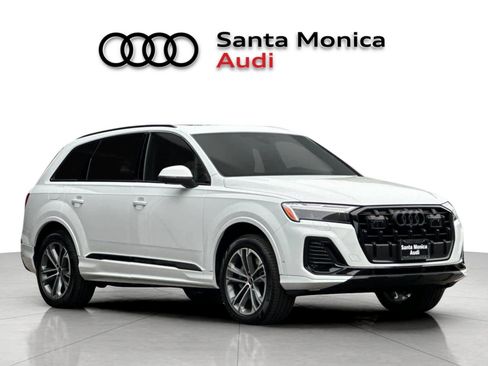 New 2026 Audi Q7 2.0T Premium AWD/4WD image 9