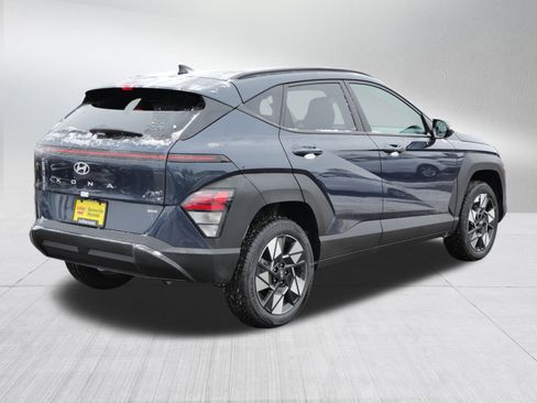 Certified 2025 Hyundai Kona SEL image 7