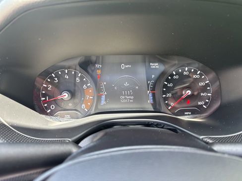 Used 2022 Jeep Compass Latitude w/ Sun and Sound Group AWD/4WD image 31