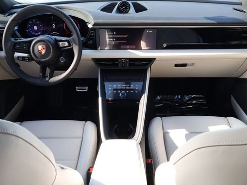 New 2025 Porsche Macan 4S Electric image 21