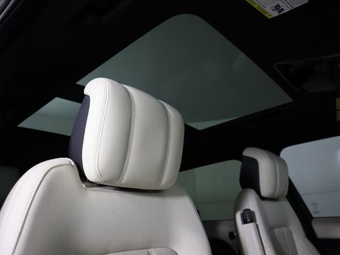 Used 2022 Land Rover Range Rover Sport HSE Silver Edition image 19