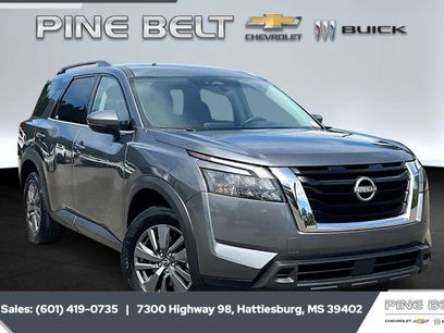 Used 2025 Nissan Pathfinder SV