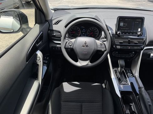 New 2025 Mitsubishi Eclipse Cross LE image 18