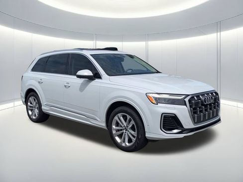 Used 2025 Audi Q7 2.0T Premium AWD/4WD image 8