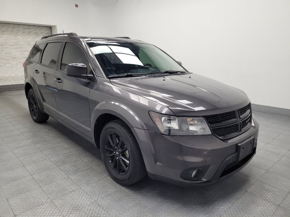 Used 2019 Dodge Journey SE w/ Connectivity Group FWD image 11