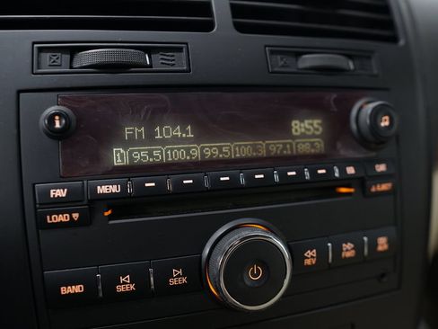 Used 2007 Saturn Outlook XR w/ Premium Trim Pkg FWD image 27