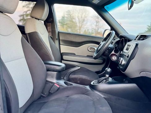 Used 2015 Kia Soul image 10