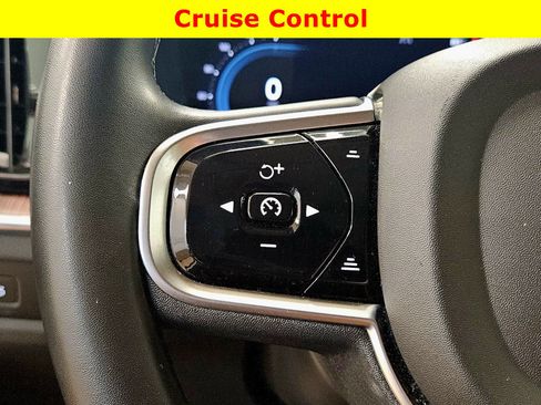 Used 2024 Volvo S60 B5 Ultimate image 36