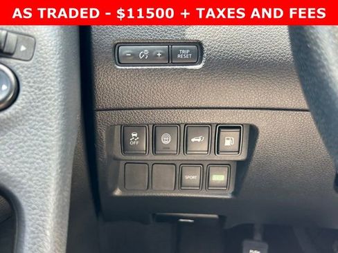 Used 2020 Nissan Rogue SV FWD image 19