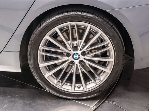 Used 2019 BMW 540i RWD image 9