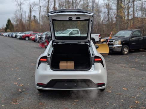 New 2026 Toyota Prius Plug-In Hybrid image 28