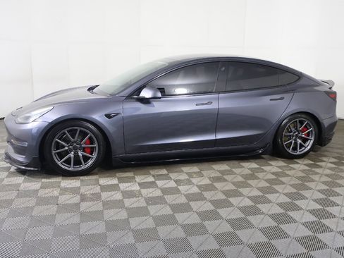 Used 2019 Tesla Model 3 Long Range image 16