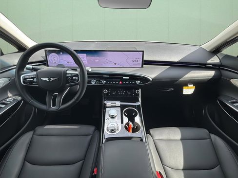 Certified 2026 Genesis GV70 2.5T AWD/4WD image 24