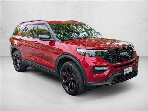 Used 2023 Ford Explorer ST w/ Equipment Group 401A image 3