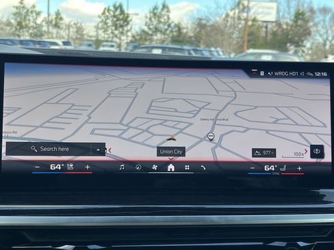 Certified 2024 BMW X7 M60i w/ Executive Package image 5