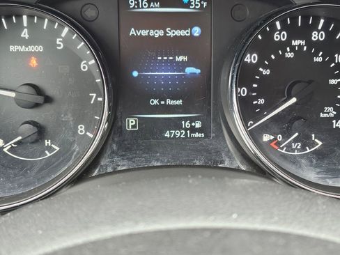 Used 2017 Nissan Rogue SV image 21