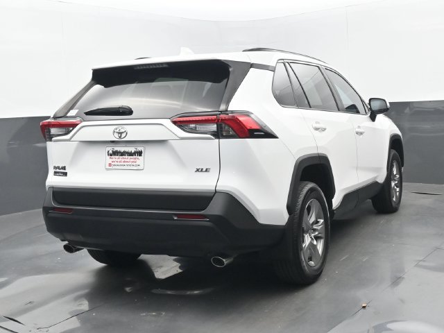 Used 2024 Toyota RAV4 XLE FWD image 20