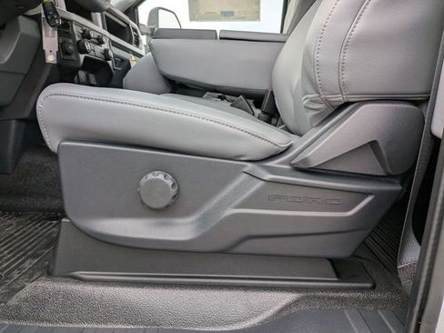 New 2026 Ford F550 4x4 Supercab Super Duty image 18