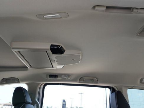 Used 2025 Honda Odyssey Elite image 32