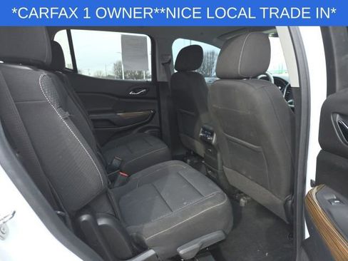 Used 2022 GMC Acadia SLE image 46