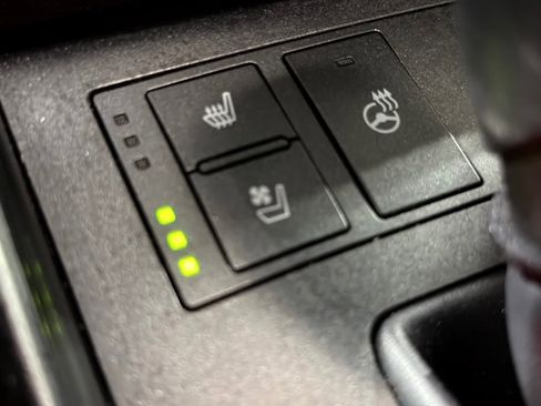 Used 2022 Lexus IS 300 w/ Premium Package RWD image 32