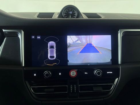 Certified 2023 Porsche Macan GTS w/ Premium Package Plus image 33