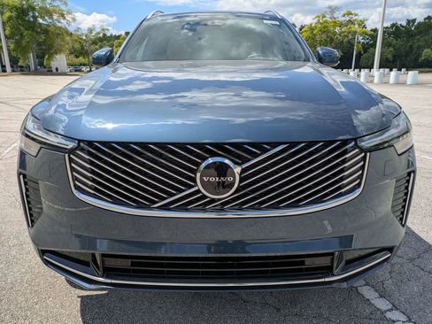 New 2026 Volvo XC90 B6 Plus w/ Protection Package Premier AWD/4WD image 9