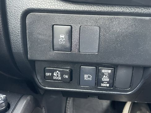 Used 2020 Toyota Tacoma TRD Sport image 14