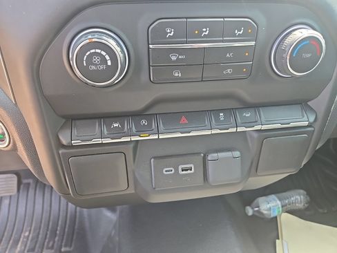 Used 2025 Chevrolet Silverado 1500 W/T w/ Trailering Package RWD image 17