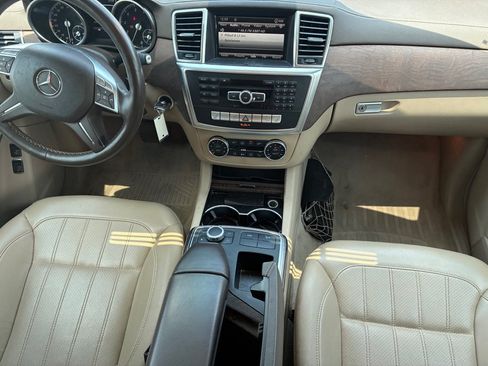 Used 2013 Mercedes-Benz GL 450 4MATIC image 28