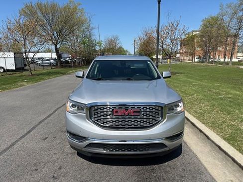 Used 2019 GMC Acadia Denali w/ Technology Package image 4