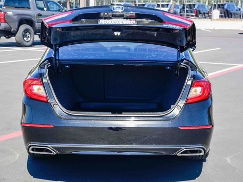 Used 2020 Honda Accord Sport image 32