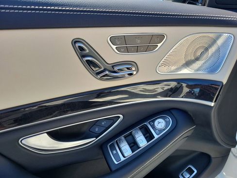 Used 2020 Mercedes-Benz S 450 Sedan image 23