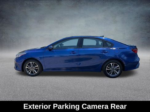 Used 2023 Kia Forte LXS FWD image 7