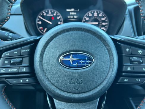 New 2025 Subaru Crosstrek 2.5i Limited w/ Popular Package #3A image 23