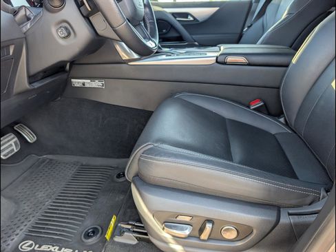 Used 2023 Lexus LX 600 F Sport w/ Accessory Package (Z1) image 11