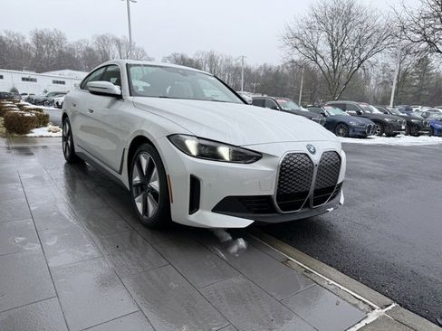 Used 2025 BMW i4 xDrive40i w/ Premium Package image 5