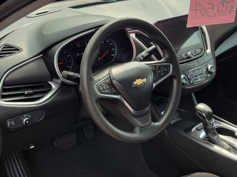 Used 2023 Chevrolet Malibu LT w/ Driver Confidence Package FWD image 8