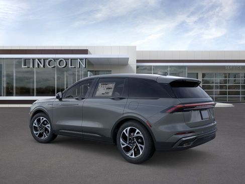 New 2025 Lincoln Nautilus Premier w/ Equipment Group 102A image 4