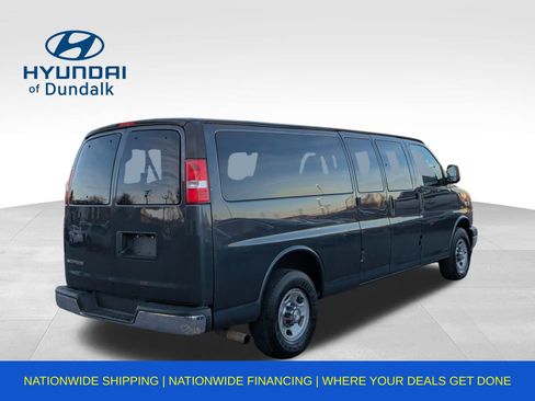 Used 2017 Chevrolet Express 3500 LT w/ LT Preferred Equipment Group image 8