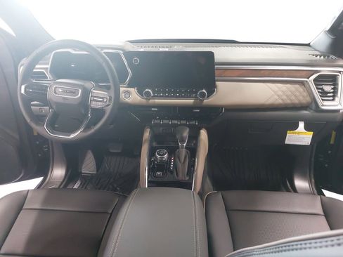 New 2026 GMC Canyon Denali AWD/4WD image 9