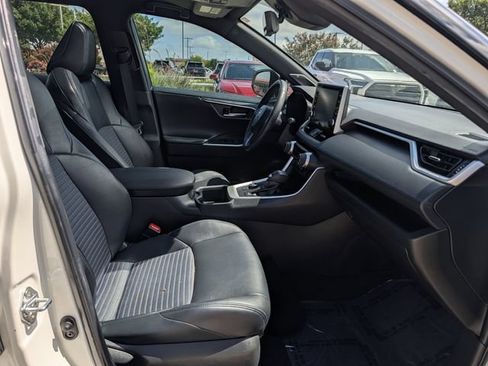 Used 2022 Toyota RAV4 XSE AWD/4WD image 31
