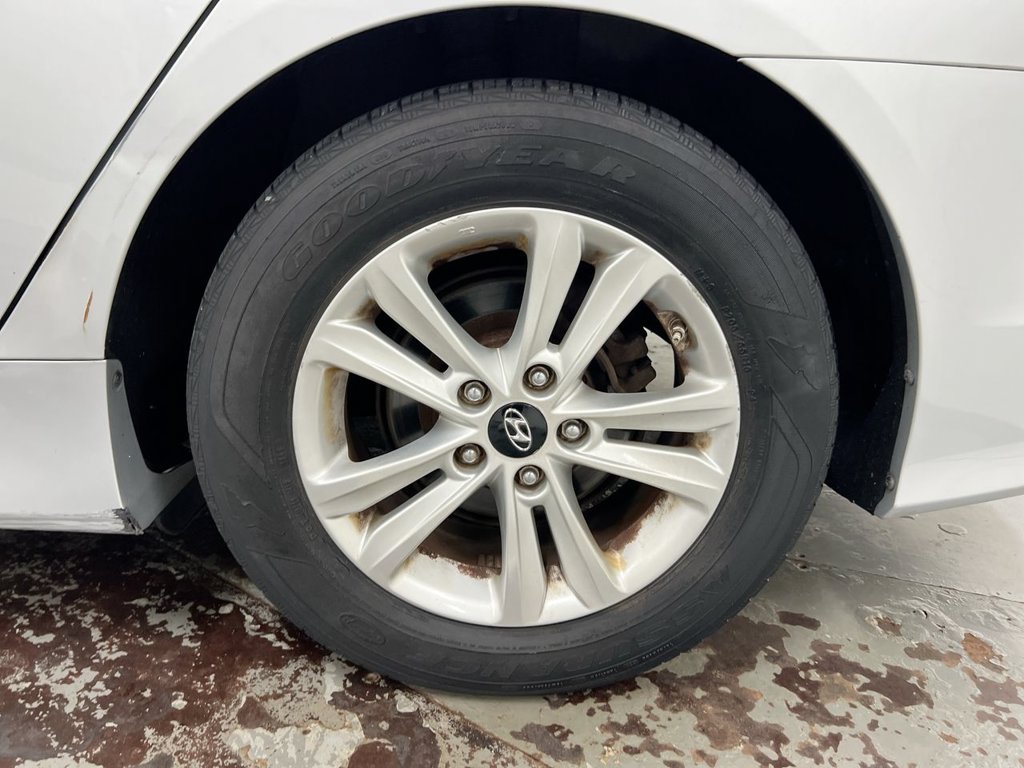 Used 2014 Hyundai Sonata GLS w/ Popular Equipment Group 2 FWD image 26